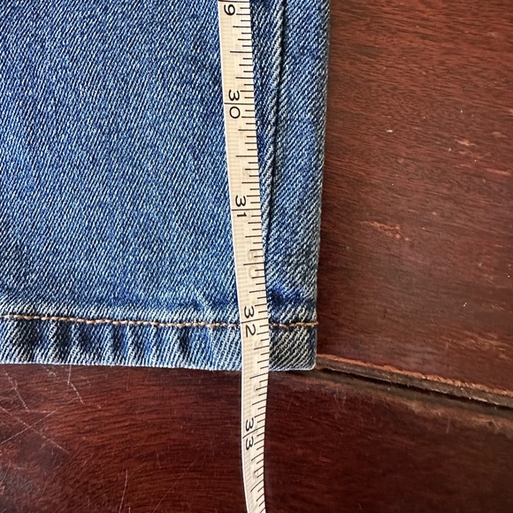 Abercrombie & Fitch High Rise Mom Jeans Distressed Blue Denim Size 30 - Picture 7 of 8